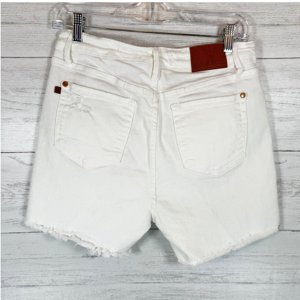 Judy Blue High Rise White Medium women cut off denim shorts summer distressed - Picture 3 of 14